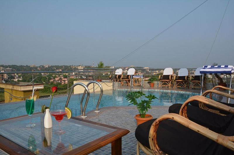 Boshan Hotels Mapusa Zewnętrze zdjęcie