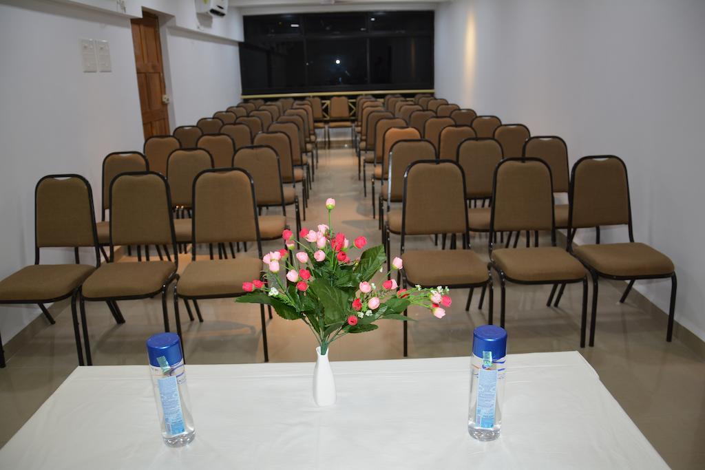 Boshan Hotels Mapusa Zewnętrze zdjęcie