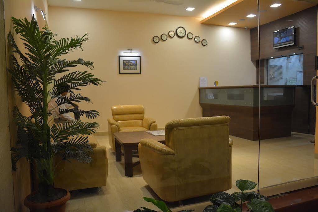 Boshan Hotels Mapusa Zewnętrze zdjęcie