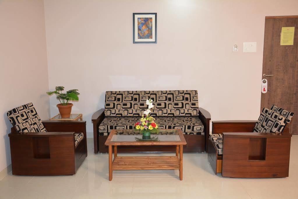 Boshan Hotels Mapusa Zewnętrze zdjęcie