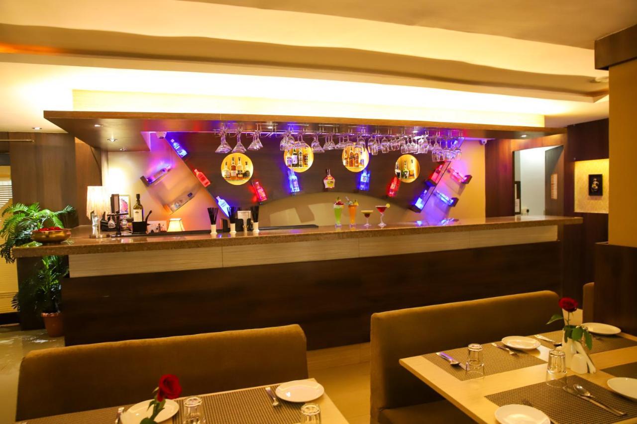 Boshan Hotels Mapusa Zewnętrze zdjęcie